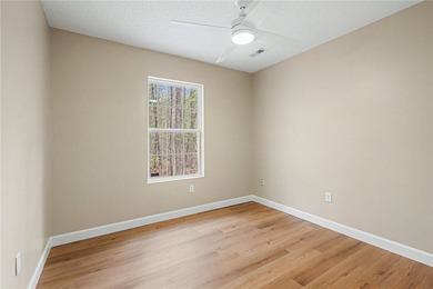 Completely renovated and move-in ready, this 3-bedroom, 2-bath - photo 17