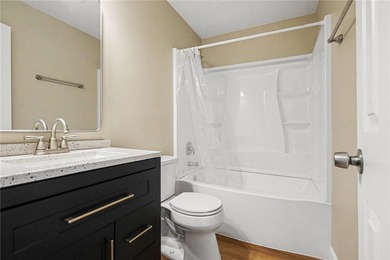 Completely renovated and move-in ready, this 3-bedroom, 2-bath - photo 21
