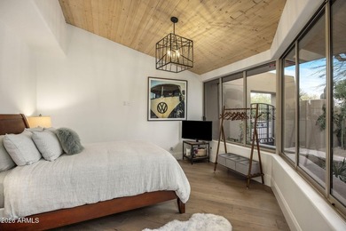 Timeless desert architecture meets refined modern livingpletely - photo 23