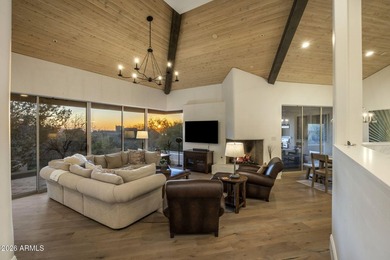 Timeless desert architecture meets refined modern livingpletely - photo 60