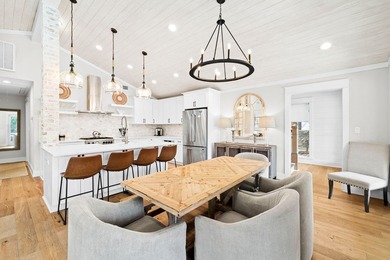 This freshly reimagined coastal escape delivers elevated 30A - photo 8