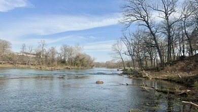 Indulge in the River Lifestyle! This beautiful waterfront home - photo 4