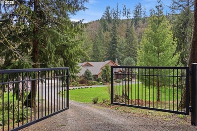 Exceptional Kalama River estate on 2.76 private acres with - photo 4