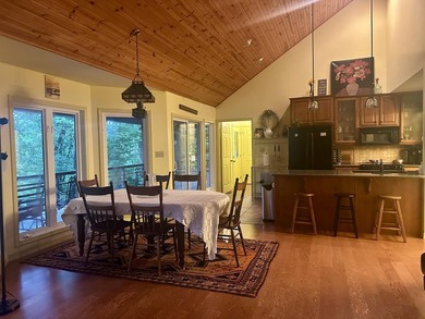 Indulge in the River Lifestyle! This beautiful waterfront home - photo 9