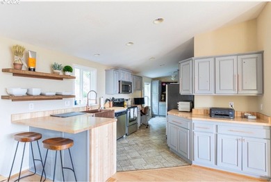 ATTN: VACATION RENTAL/ STR INVESTORS!!ESCAPE TO THE OREGON COAST - photo 14