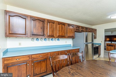 Calling all investors! This 3-bedroom 2 bath Rancher with a one - photo 22