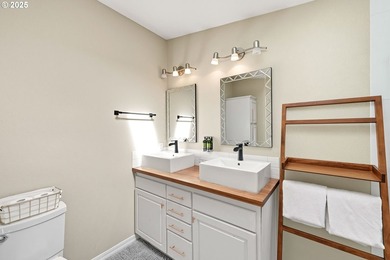 ATTN: VACATION RENTAL/ STR INVESTORS!!ESCAPE TO THE OREGON COAST - photo 43