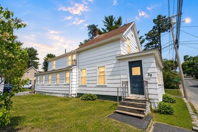 Welcome to 22 Pendleton Street in Brewer! This charming - photo 2