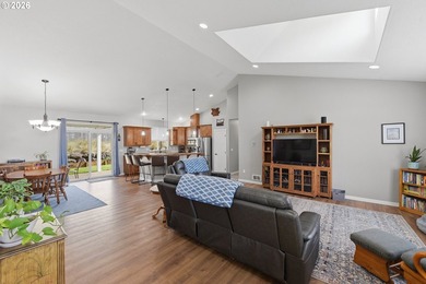 Turnkey 4-bedroom, 2-bath single-level home located on a quiet - photo 9