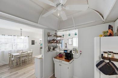 Welcome to this charming one-bedroom, one-and-a-half-bath Villa - photo 12
