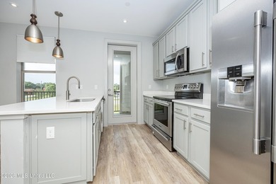 Welcome to luxury-inspired living at Ocean Springs' Inlet - photo 13