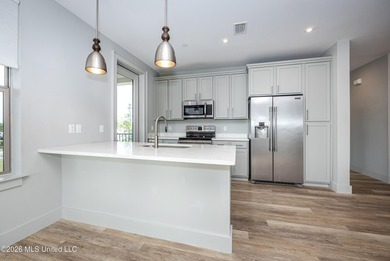Welcome to luxury-inspired living at Ocean Springs' Inlet - photo 14