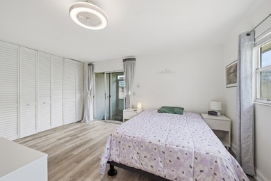 Welcome to this charming one-bedroom, one-and-a-half-bath Villa - photo 16