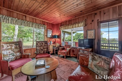 Enchanting seasonal cottage with 188.5 ft. of private White Lake - photo 17
