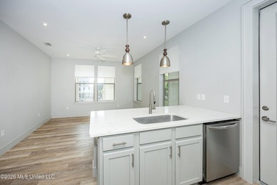 Welcome to luxury-inspired living at Ocean Springs' Inlet - photo 18