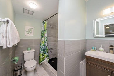 Welcome to Gulf Terrace in the heart of Destin! This one-bedroom - photo 21
