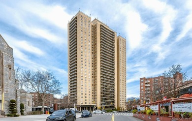 Oversized 1-bedroom with a massive private covered balcony in - photo 21
