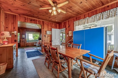 Enchanting seasonal cottage with 188.5 ft. of private White Lake - photo 22