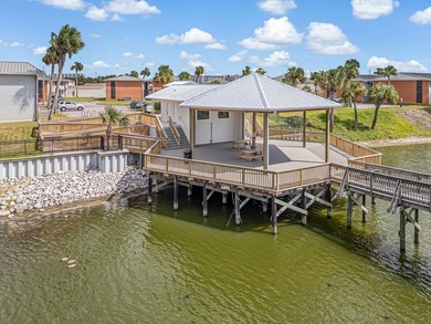 Welcome to Gulf Terrace in the heart of Destin! This one-bedroom - photo 28