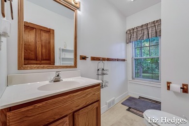 Enchanting seasonal cottage with 188.5 ft. of private White Lake - photo 28