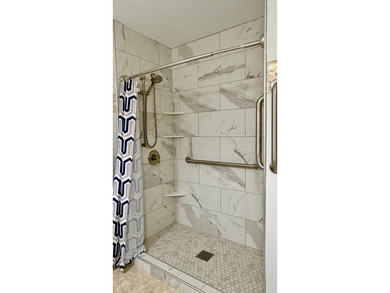 Enjoy the perfect blend of comfort, convenience, and - photo 28