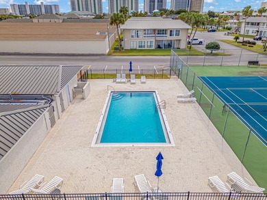 Welcome to Gulf Terrace in the heart of Destin! This one-bedroom - photo 32