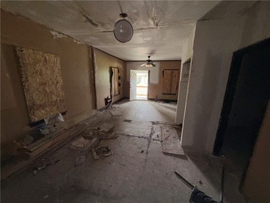 ATTENTION INVESTORS AND REHAB SPECIALISTS! DON'T MISS THIS - photo 5