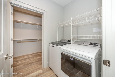 Welcome to luxury-inspired living at Ocean Springs' Inlet - photo 38
