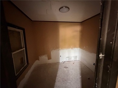 ATTENTION INVESTORS AND REHAB SPECIALISTS! DON'T MISS THIS - photo 9
