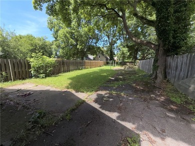 ATTENTION INVESTORS AND REHAB SPECIALISTS! DON'T MISS THIS - photo 10