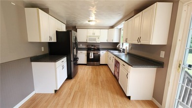 An absolute piece of heaven on earth. This 14.5 acre parcel has - photo 5
