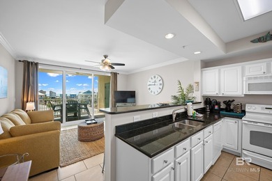 Enjoy easy coastal living in this well-maintained 1-bedroom - photo 4