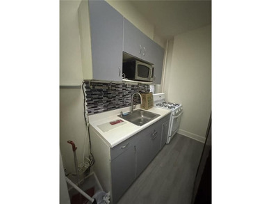 Located in prime Park Slope, is a solid 6-family brick building - photo 6