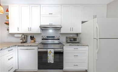 Under contract-accepting backup offers. * * DO NOT MISS OUT ON - photo 6