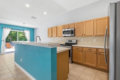 PRICE REDUCED!! Move right into this beautifully maintained - photo 11