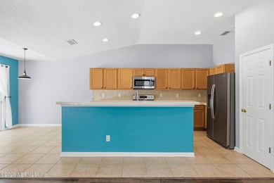 PRICE REDUCED!! Move right into this beautifully maintained - photo 12