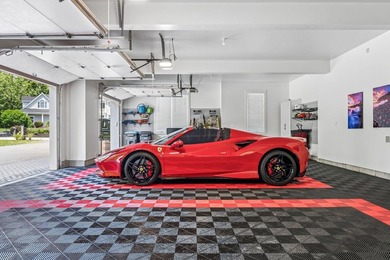 Welcome to 19 Cavendish Way, where exceptional architecture and - photo 15