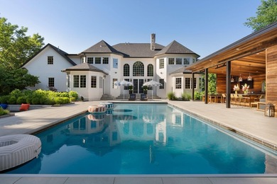 Welcome to 19 Cavendish Way, where exceptional architecture and - photo 21