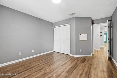 PRICE REDUCED!! Move right into this beautifully maintained - photo 25