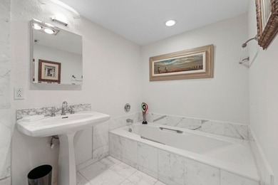 Motivated Seller and Priced to Sell. Charming 2-bedroom, 2-bath - photo 27