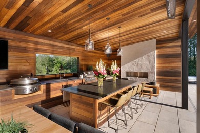 Welcome to 19 Cavendish Way, where exceptional architecture and - photo 29