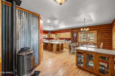Fantastic 3 bed, 2.5 bath true log cabin on 1.1 acres in - photo 30