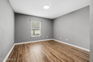 PRICE REDUCED!! Move right into this beautifully maintained - photo 30