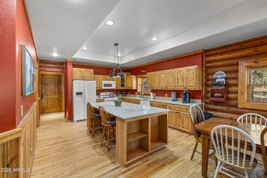 Fantastic 3 bed, 2.5 bath true log cabin on 1.1 acres in - photo 31