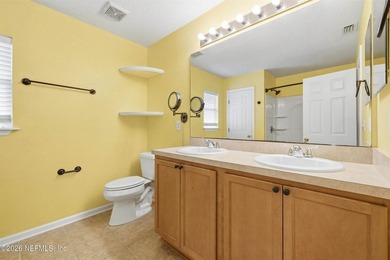 PRICE REDUCED!! Move right into this beautifully maintained - photo 32
