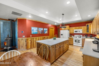 Fantastic 3 bed, 2.5 bath true log cabin on 1.1 acres in - photo 33