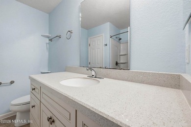 PRICE REDUCED!! Move right into this beautifully maintained - photo 34