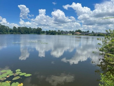 Lake Lot For Sale in Sebring, Florida