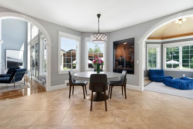 Welcome to 19 Cavendish Way, where exceptional architecture and - photo 48