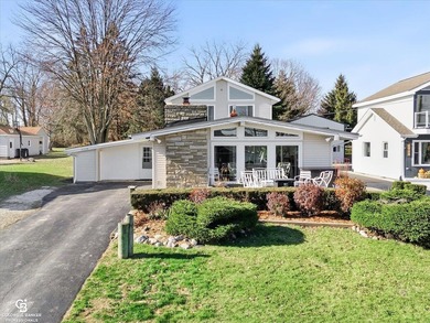 St Clair River Home Active Under Contract in Marysville Michigan